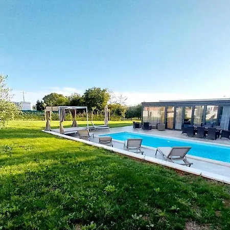 Hacienda Matea, An Oasis Of Romance Near The Beaches, Surrounded By Olive Trees, Pool, Jacuzzi, Playground, Istria פולה